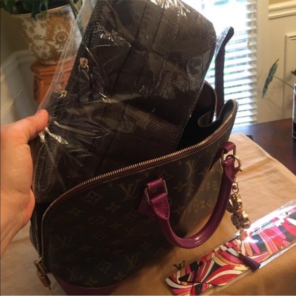 Authentic Louis Vuitton Alma Custom Violet - Picture 7 of 10